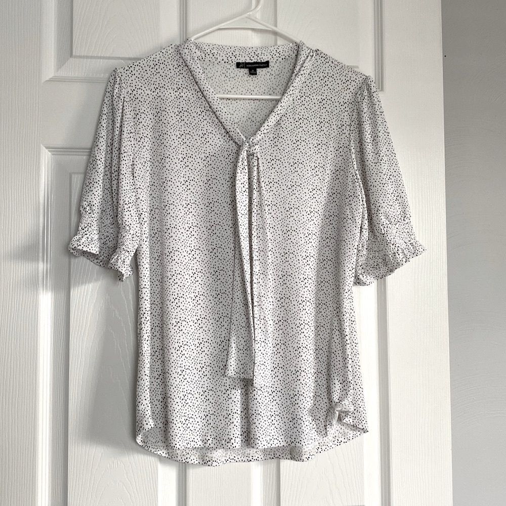 Adrianna Papell | Black and White Short Sleeve Blouse Size Medium